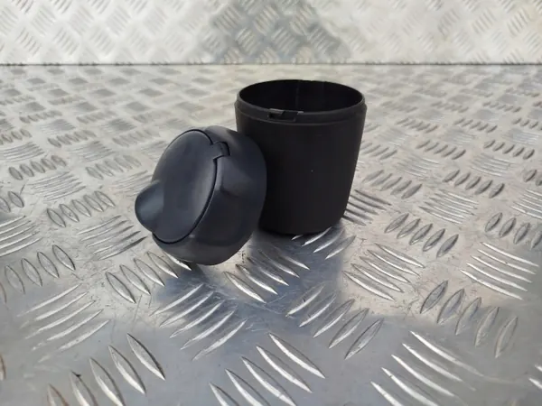 Scania Asbak OEM 1846256 - Gebruikte Staat image 3
