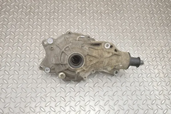 Vorderachsgetriebe Land Rover Range Rover Velar L560 323 image 4