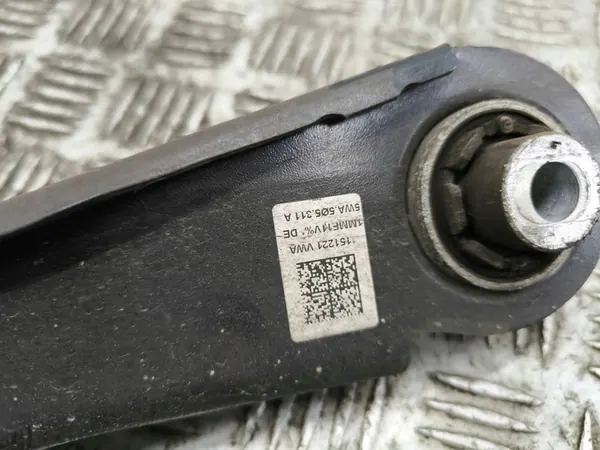 Volkswagen Golf VIII 2022 Braccio di Controllo Superiore Posteriore Sinistro image 7