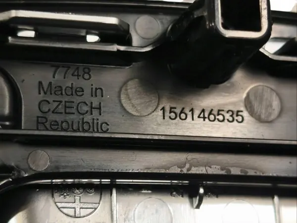 Support gauche Alfa Romeo Giulia OEM 156146535 image 8