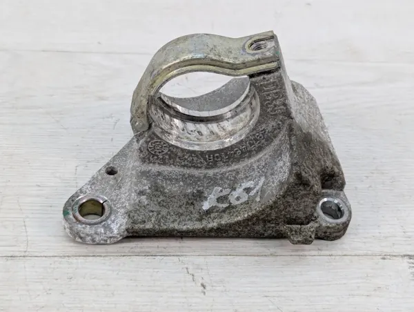 Soporte de rodamiento OEM 397746410R Renault Arkana image 2