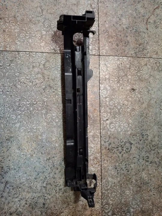 Support Radiateur Mercedes Classe C S205 OEM A0995042218 image 2