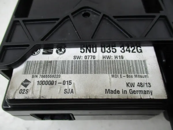 Interface Media Box VW Passat B7 OEM 5N0035342G/5N0035344F image 7