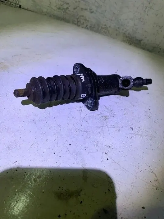 Cylindre d'embrayage OEM 16928810 pour BMW Série 1 F20 image 2