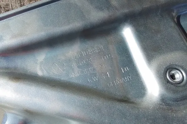 Elevador de vidro porta dianteira direita VW TIGUAN 5N0837462 image 2