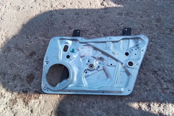 Elevador de vidro porta dianteira direita VW TIGUAN 5N0837462 image 5