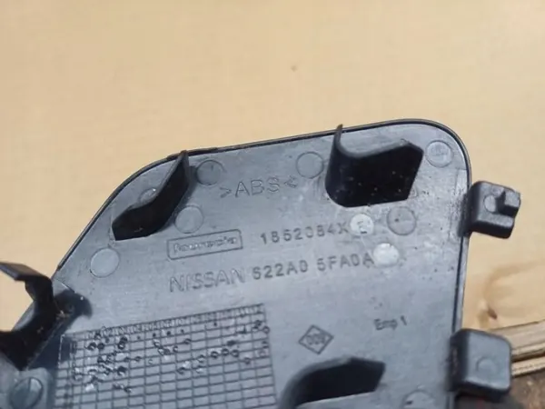 Nissan Juke II F16 hinausvetokoukun kansi OEM 622A0-5FA0A image 5