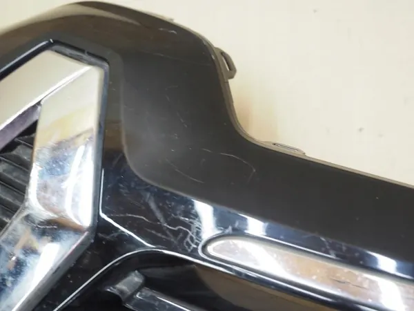 Renault Arkana Frontstoßstangengitter OEM 623103515R image 8