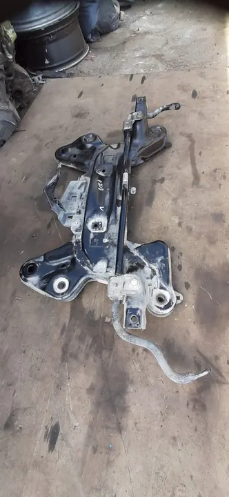 Berceau moteur Peugeot 208 I 9674746280 image 4