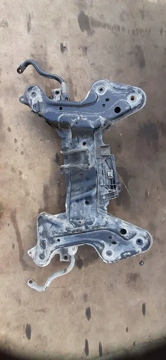 Berceau moteur Peugeot 208 I 9674746280 image 6