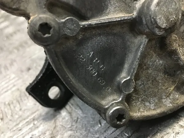 Volkswagen OE Imupumppu 722300690 image 3