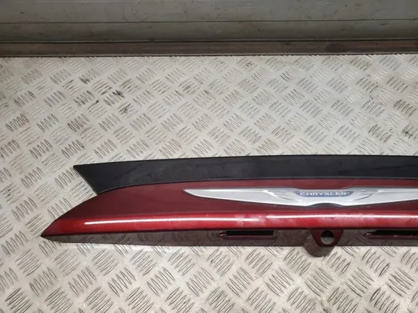 Garniture de coffre Chrysler Pacifica OEM 5RL88NRVAG image 4
