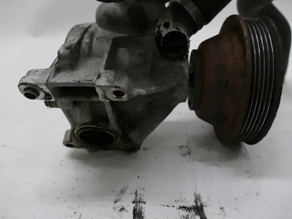 MERCEDES S W126 3.0 Vattenpump OEM 1032000117 image 7