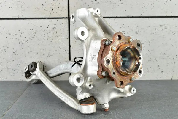 BMW F87 F80 M4 F82 F83 Mozzo Anteriore Destro image 4