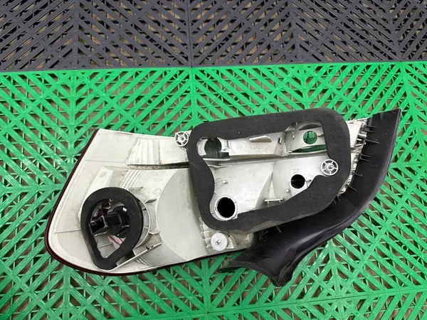 Conjunto de Luces Traseras BMW E82 E88 OEM B83137 image 7