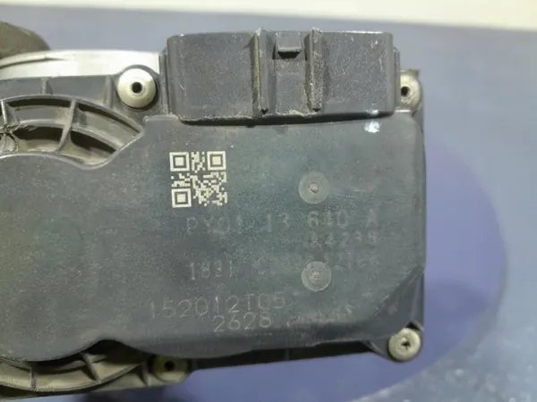 Gasklep Mazda OE PY0113640A voor Mazda 6 image 4