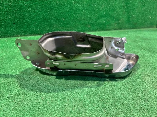 BMW X5 G05 Embout Échappement Droit OEM 5A5C8E8 image 9