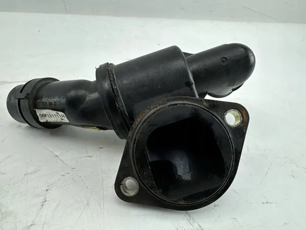 Volkswagen Golf VI 2010 Carcasa de termostato OEM 06F121111H image 5