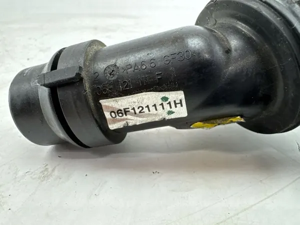 Volkswagen Golf VI 2010 Carcasa de termostato OEM 06F121111H image 9