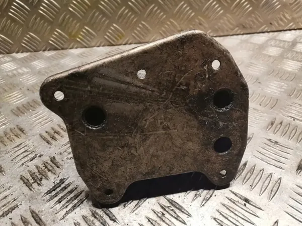 Arrefecedor óleo caixa Mercedes-Benz C W203 OEM 6121880301 image 3