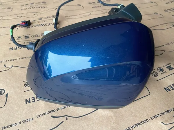 AUDI Q3 Vasemman Peili LS9R 10 Pin 2020 OEM 83B857409F image 4