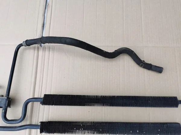 Refroidisseur direction Mercedes W221V8420CDI & tuyaux image 4
