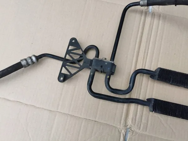 Refroidisseur direction Mercedes W221V8420CDI & tuyaux image 5