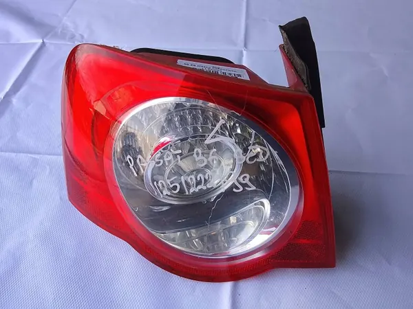 Vasen takavalo OEM 207677 Audi A4 B6 Sedanille image 2