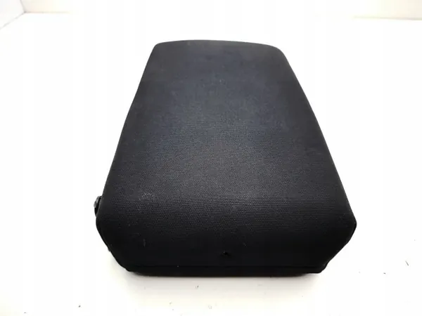 KIA Sportage 2012 Achter armsteun OEM AMD213047 image 3