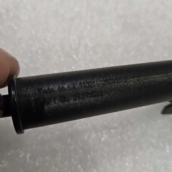 VOLVO XC90 right headlight washer OE 31283785 image 2