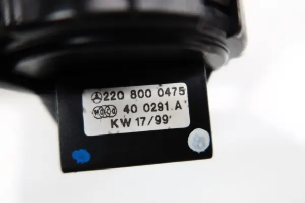 Mercedes W215 CL hoofdsteunvergrendeling OEM 2208000475-P image 3