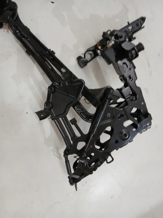 Dakscharnier links OEM 7190551 voor BMW M4 F82/F83 image 5