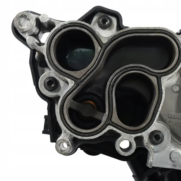 OEM 04E121600BE vesipumppu Audi A3 8V:lle image 8