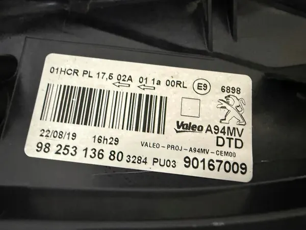 Rechter Voorlicht Peugeot 2008 I 1 Lift FL 2016- LED image 7