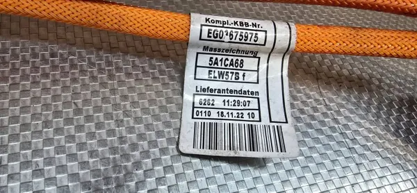 BMW X1 U11 2022 Korkeajännitekaapeli OEM 5A1CA69 image 3