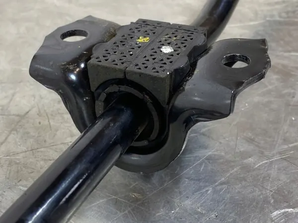 Genesis GV70 Hinterachsfederstab OEM 55510AR000 image 5