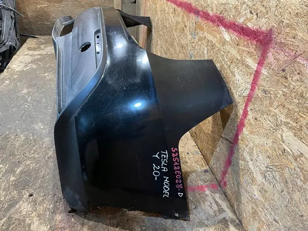 Paraurti posteriore Tesla Model Y 2020-2025 image 4