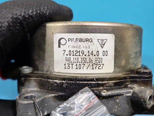 Imupumppu Porsche Panamera I 970 3.0 V6 OEM 94610056003 image 7