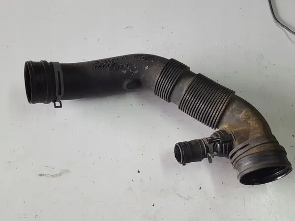 SKODA OCTAVIA 2 II LIFT Ansaugschlauch 1K0129684AG image 2