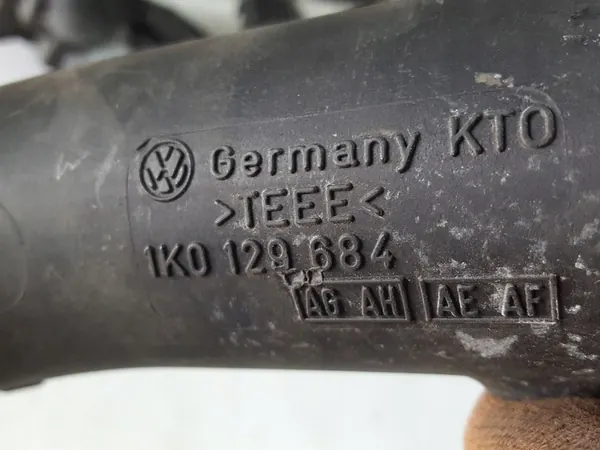 SKODA OCTAVIA 2 II LIFT Ansaugschlauch 1K0129684AG image 3