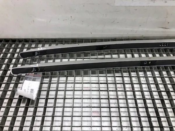 OEM 8K9860021A Dakdragers voor Audi A4 B8 Station image 5