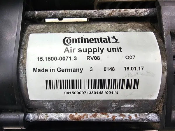 Volvo OE Air Suspension Compressor image 7