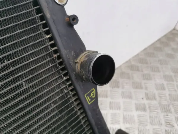 Radiateur d'eau Maserati Quattroporte 2005 OEM AMD205328 image 3