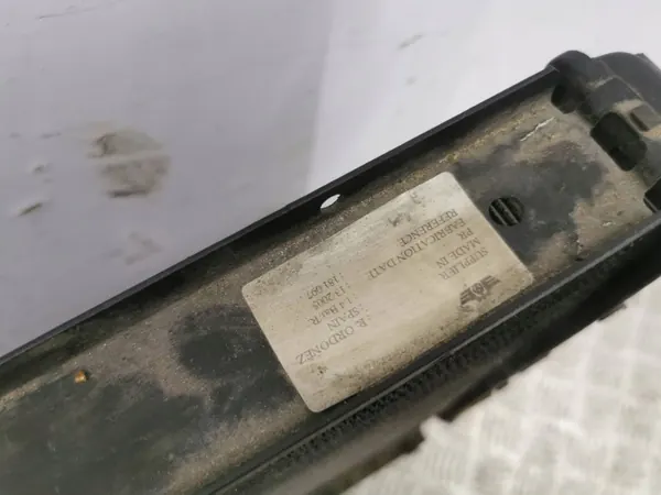 Radiateur d'eau Maserati Quattroporte 2005 OEM AMD205328 image 5
