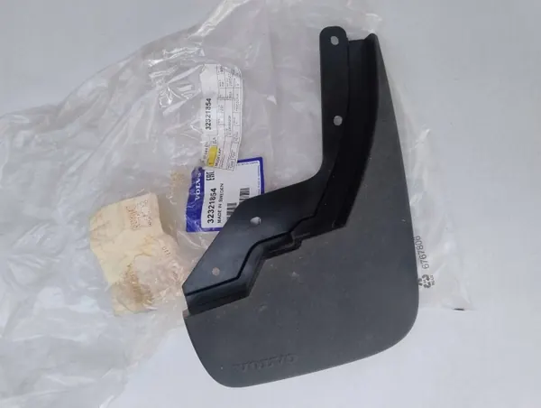Volvo XC40 Pare-boue Avant Droit OEM 32321856 image 2