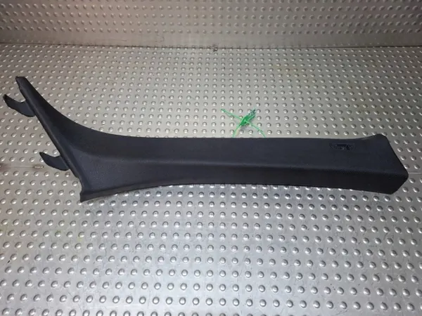 Höger mittpelaröverdrag M-Paket OEM S26372287 image 2