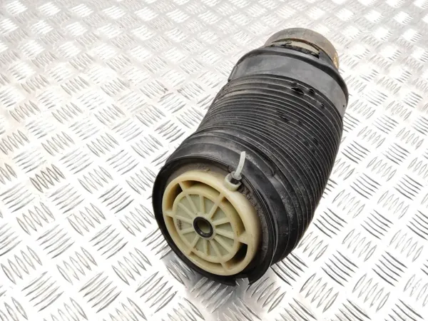 Mercedes E W212 Luftfederbalg OEM A2123204325 hinten image 3
