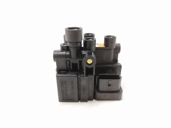 JAGUAR I-PACE X590 DISTRIBUIDOR DE SUSPENSÃO TRASEIRA JPLA-5B710-AB image 1