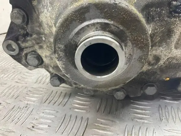 BMW 5 (F10) Front Reducer 7558090 4.4L 2011 image 4