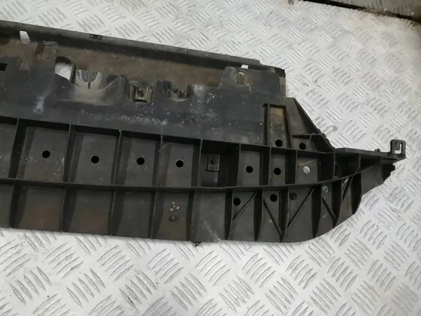 Placa de cobertura para-choques OEM 9673271680 Peugeot 208 image 3